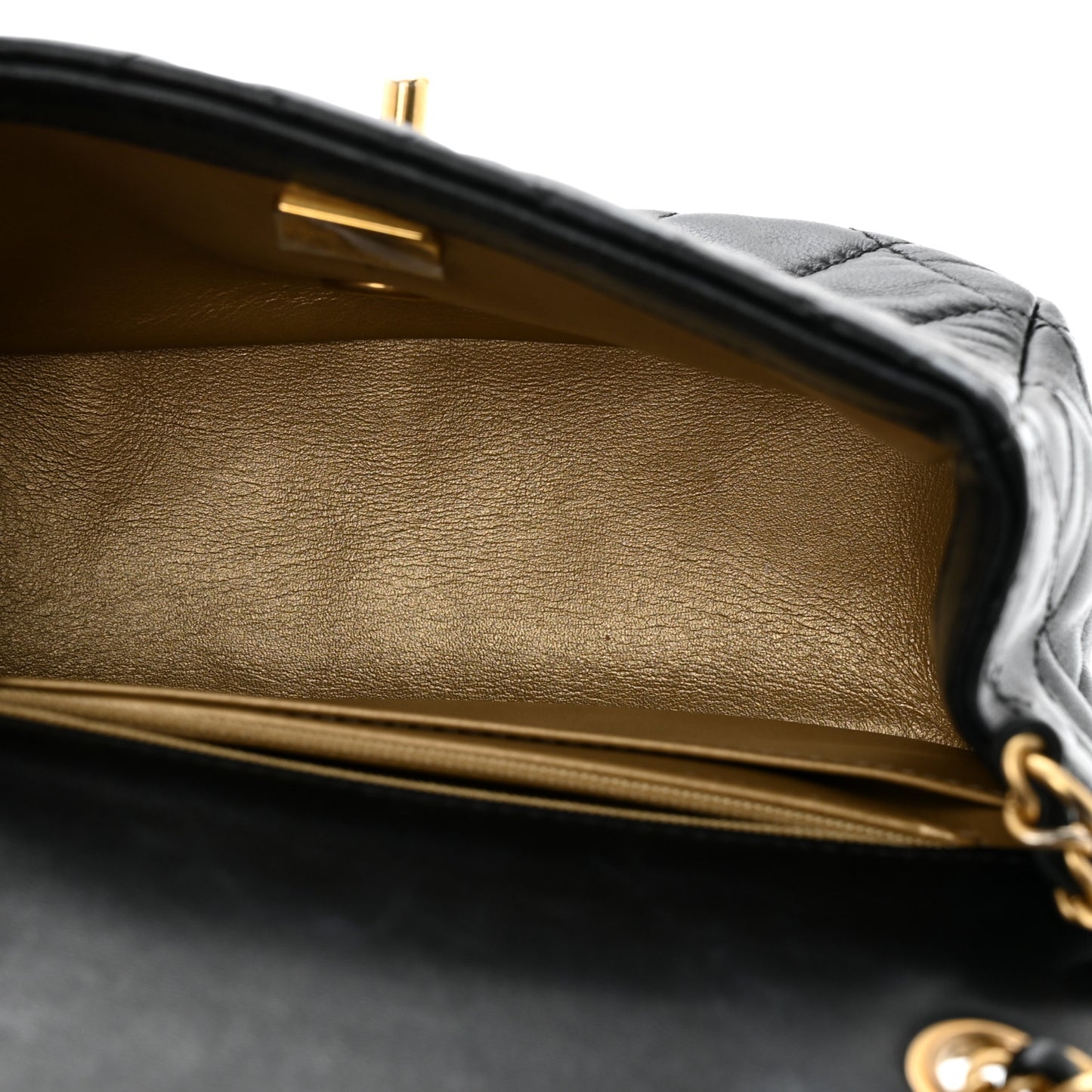 Lambskin Quilted Mini Pearl Crush Flap Black