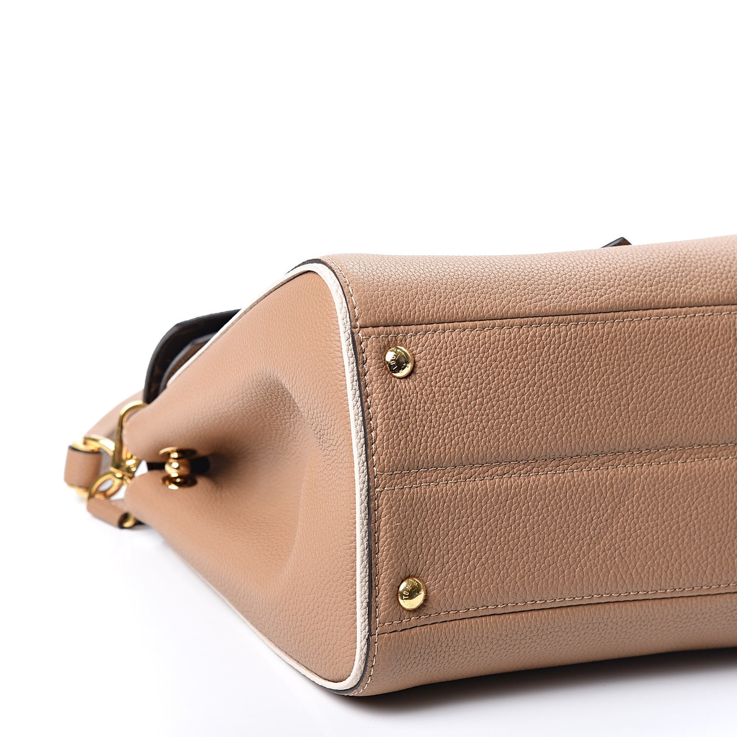 Grained Calfskin Monogram Double V Sesame