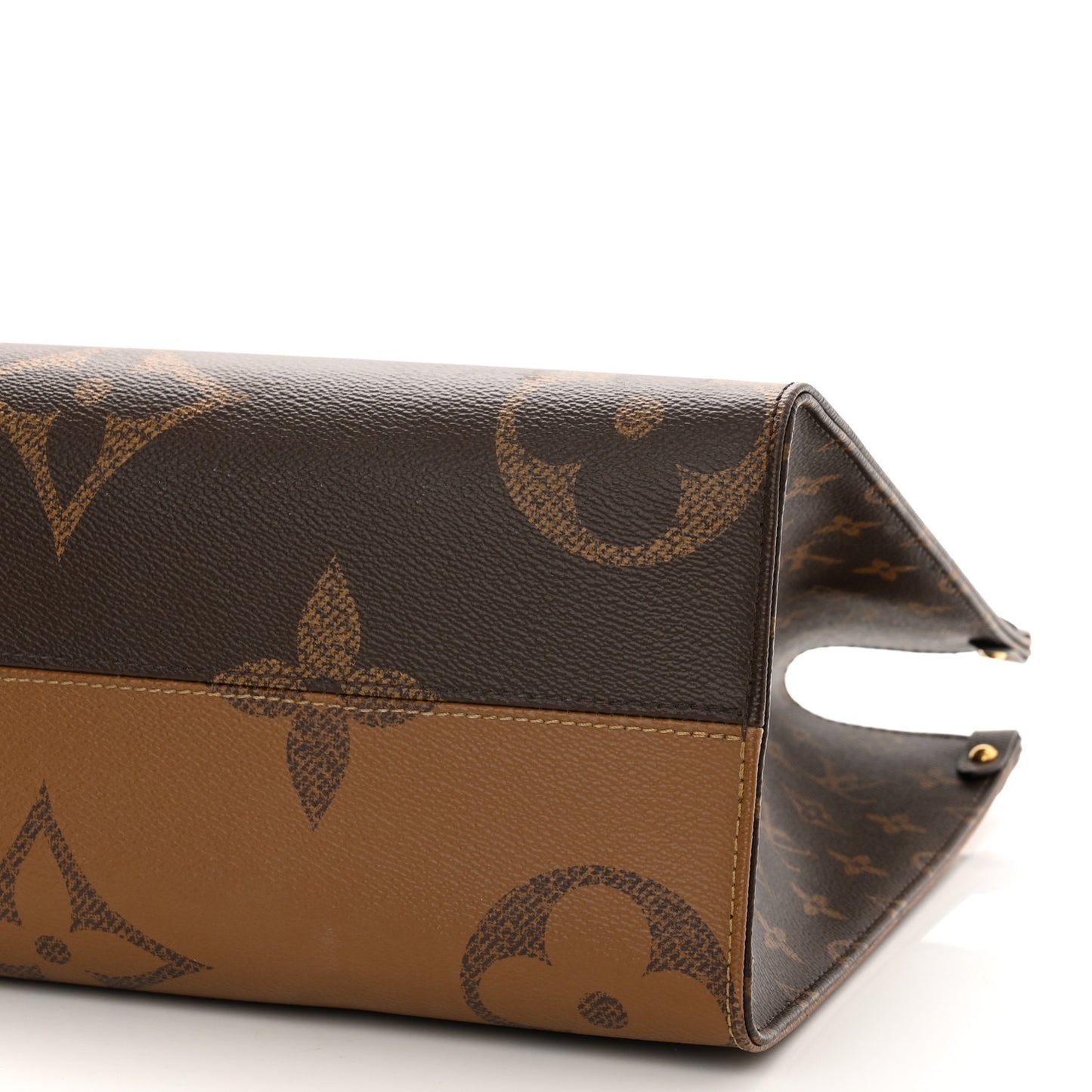 Reverse Monogram Giant Onthego MM