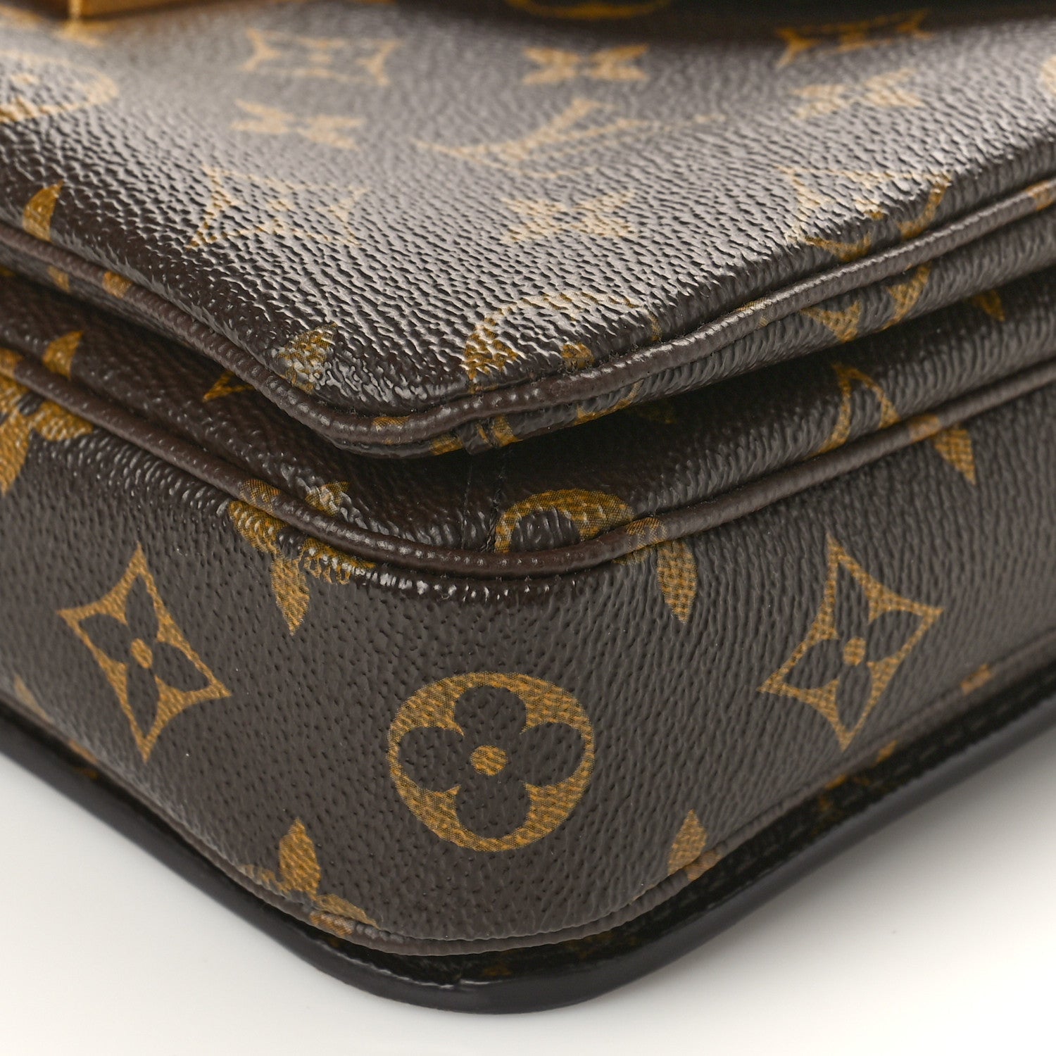 Louis Vuitton Monogram Pochette Metis 8 of 9