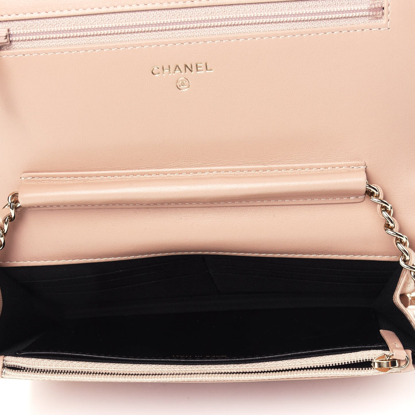 Caviar Quilted CC Filigree Wallet On Chain WOC Beige Black