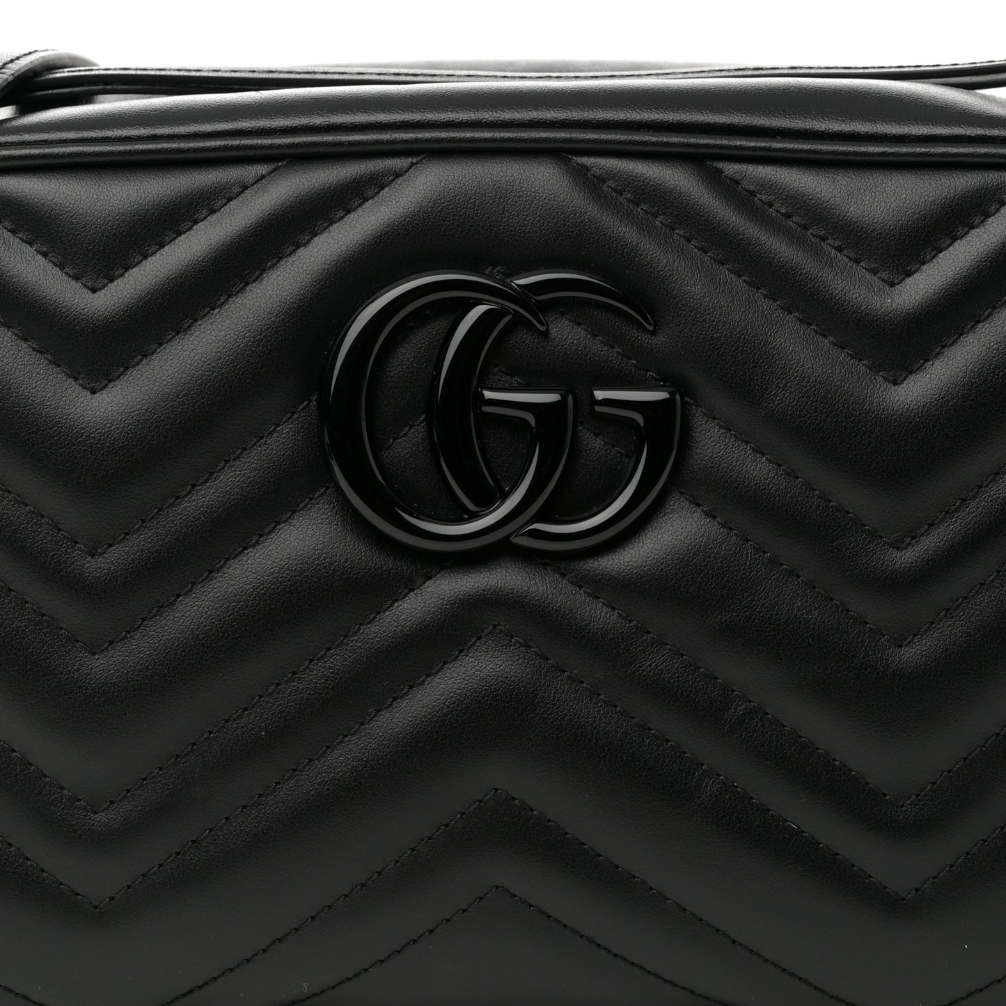 Calfskin Matelasse Monochrome Small GG Marmont Chain Shoulder Bag Black