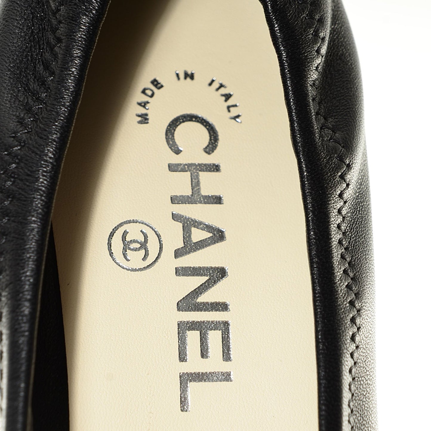 Lambskin Elastic Patent Cap Toe Pumps 39 Black