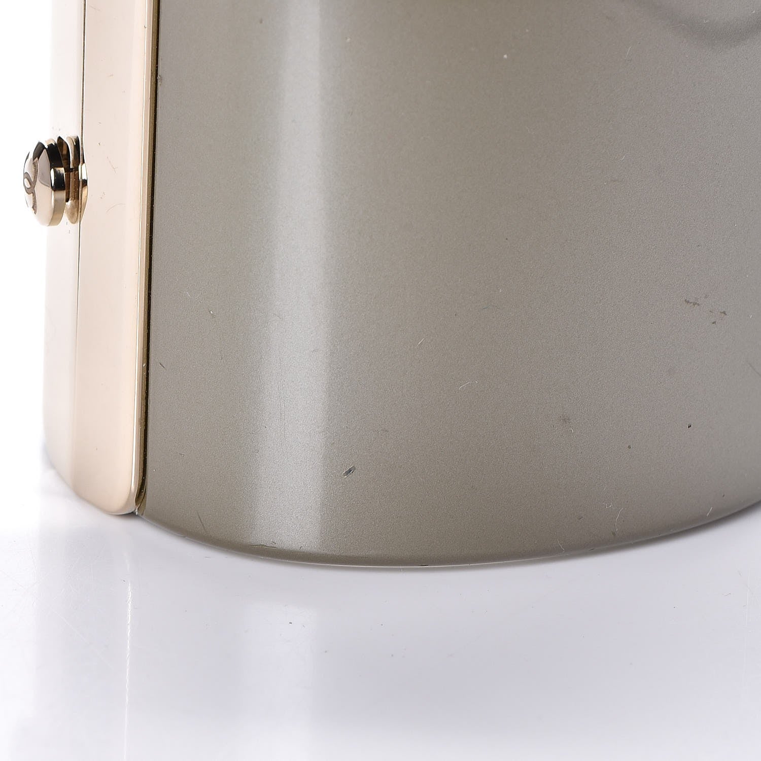 Chanel Resin CC Cuff Gold Pearly White 5 of 12