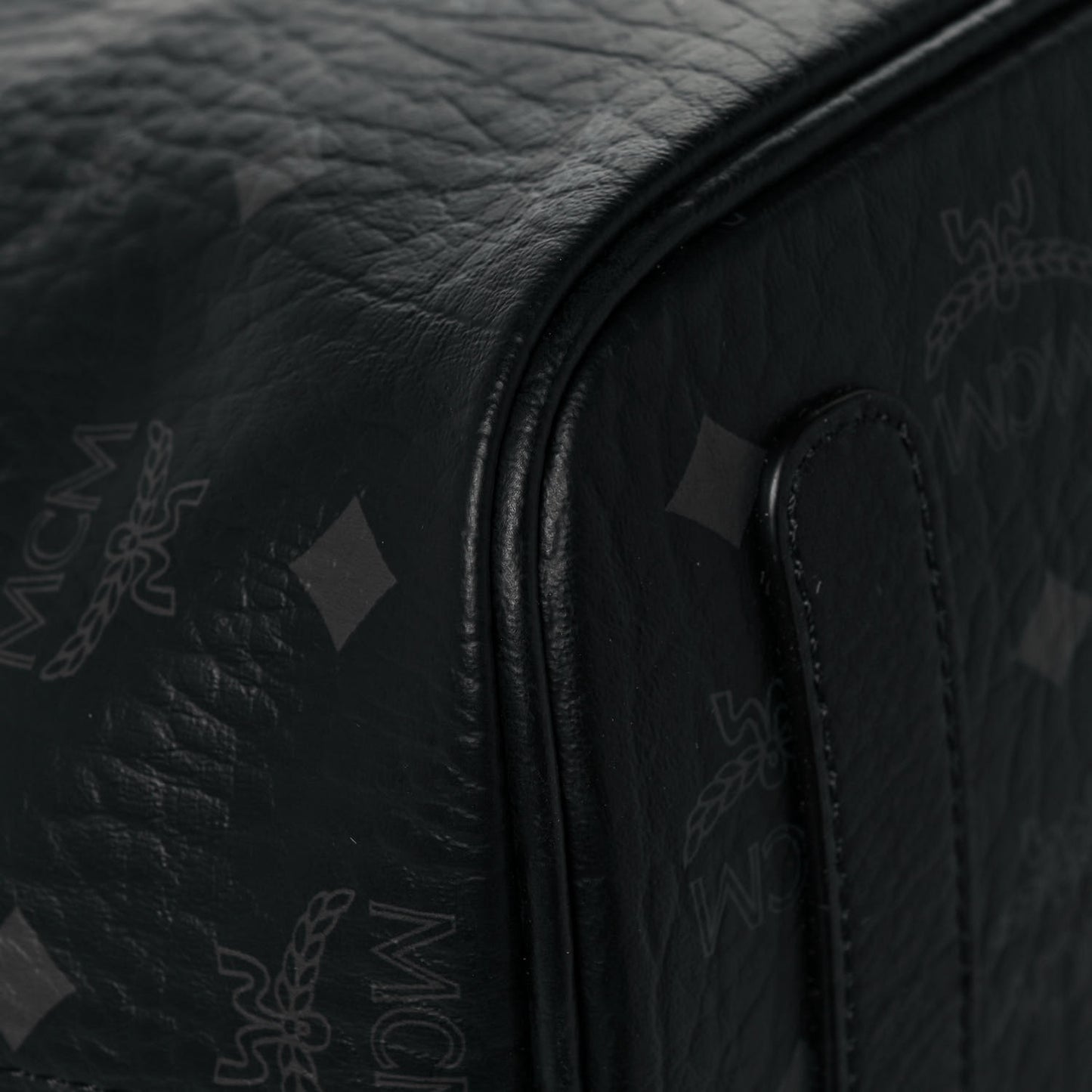 Visetos Medium Liz Reversible Shopper Tote Black