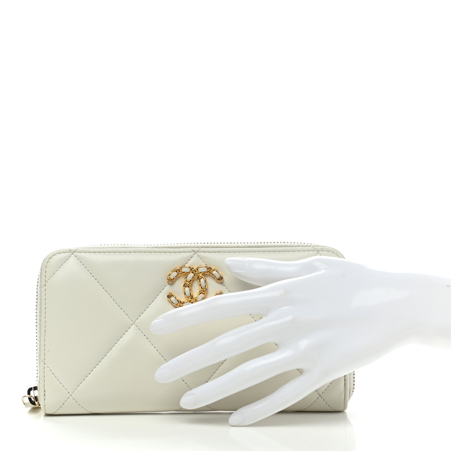 Chanel Shiny Goatskin Quilted 19 Long Zipped Around Wallet White 2 of 9