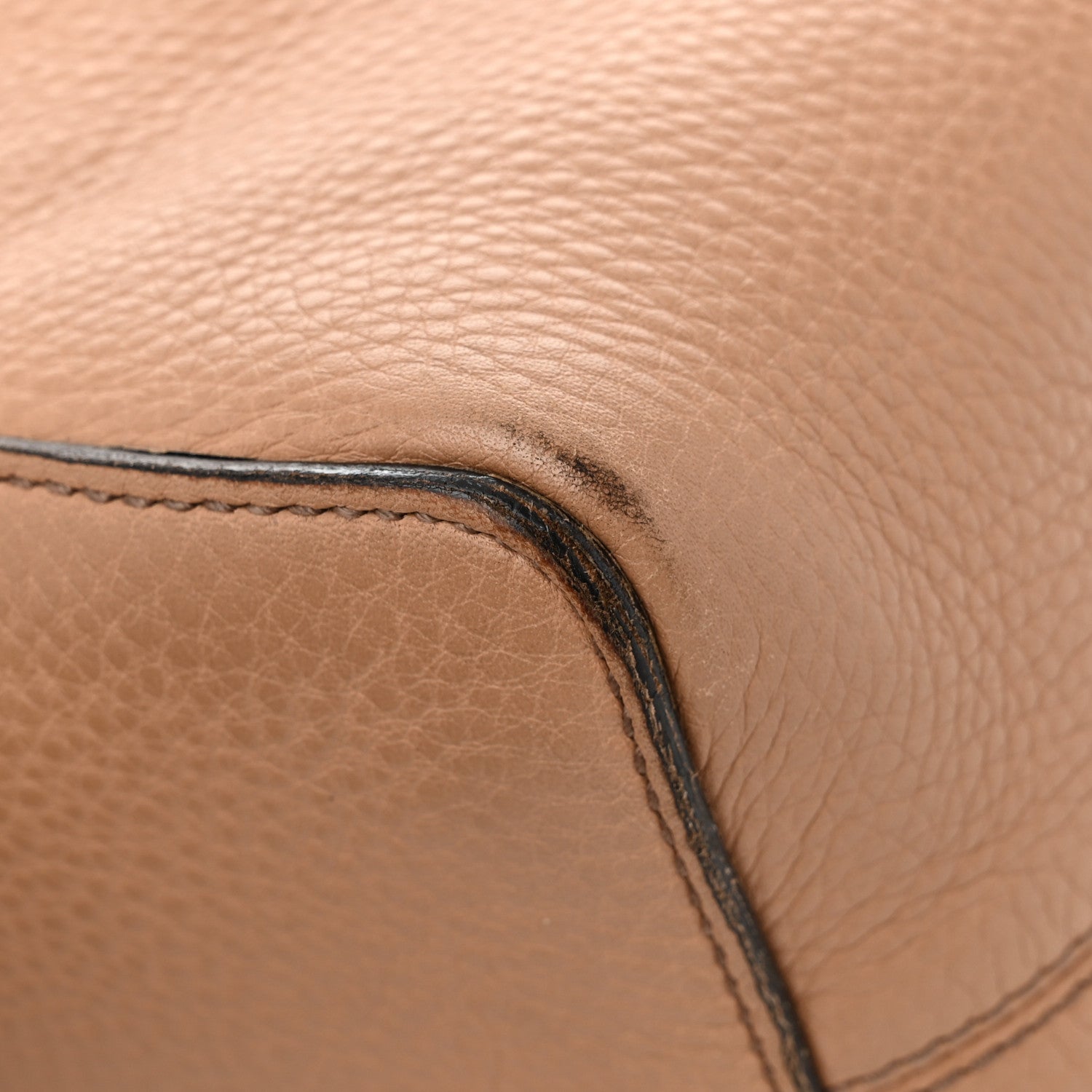 Gucci Pebbled Calfskin Large Soho Hobo Camelia 11 of 15