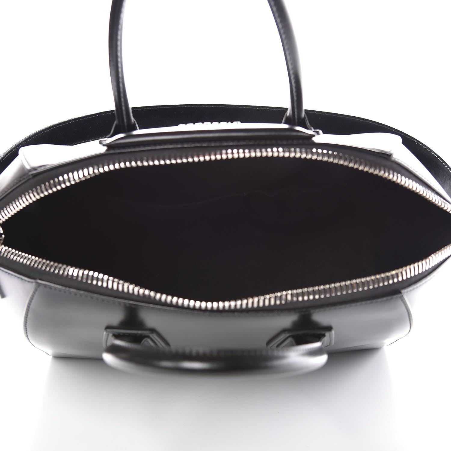 Givenchy Shiny Lord Calfskin Medium Antigona Black 5 of 16