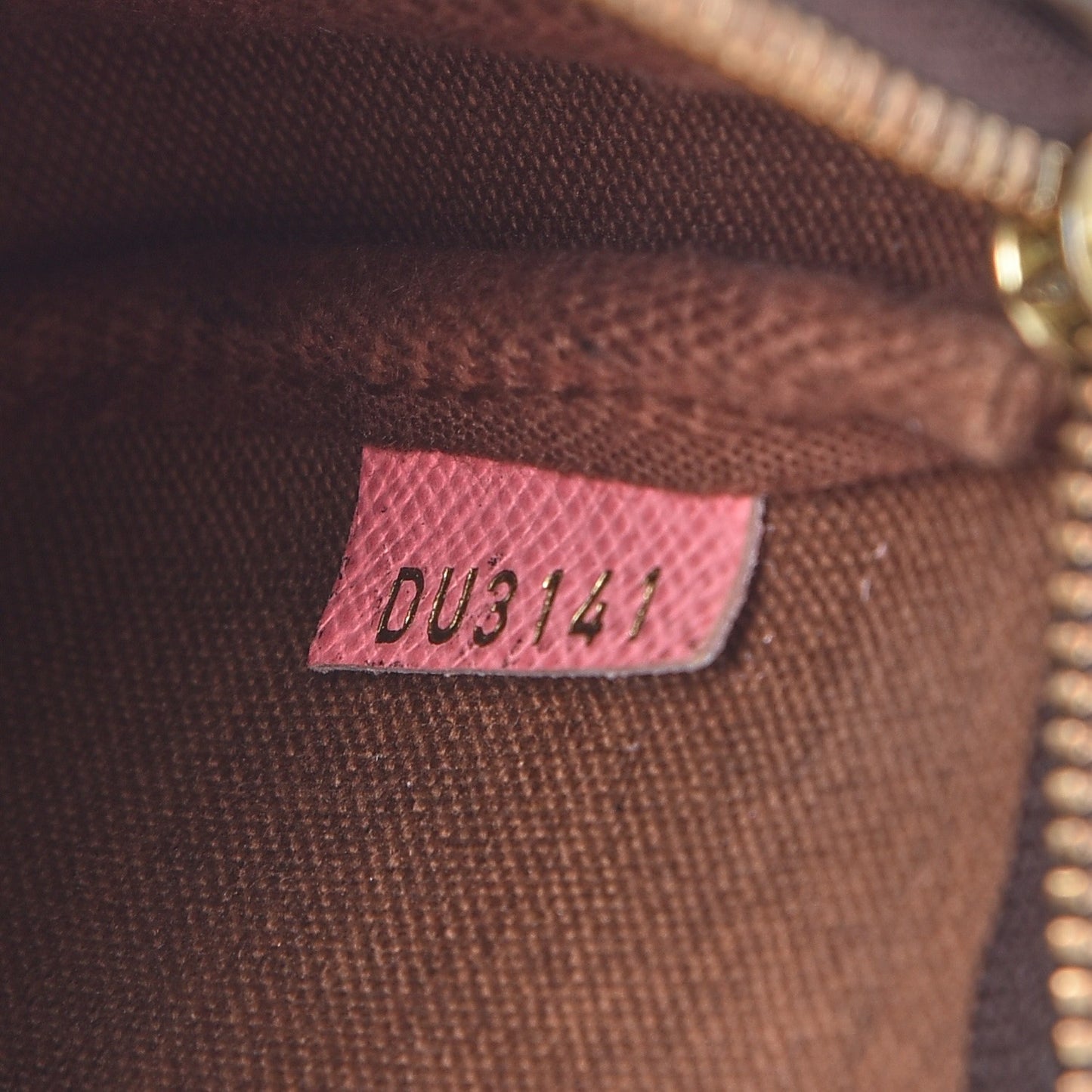 Monogram Illustre Mini Pochette Accessories Rose