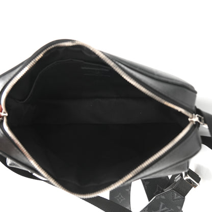 Louis Vuitton Taiga Monogram Eclipse Outdoor Messenger Black 5 of 10