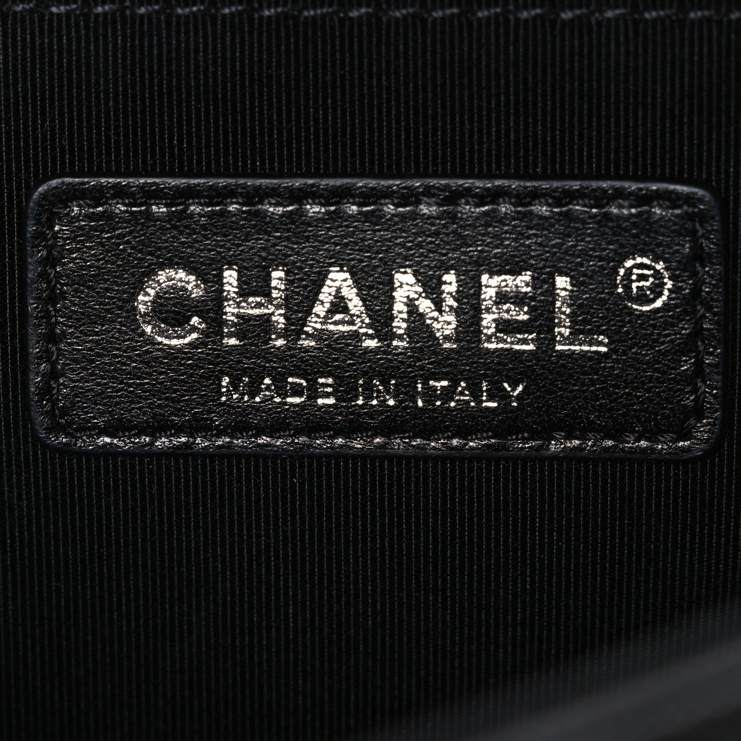 Caviar Quilted New Medium Boy Flap Black
