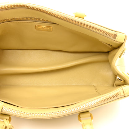 Prada Soft Grain Medium East West Galleria Double Zip Bag Vanilla 6 of 13