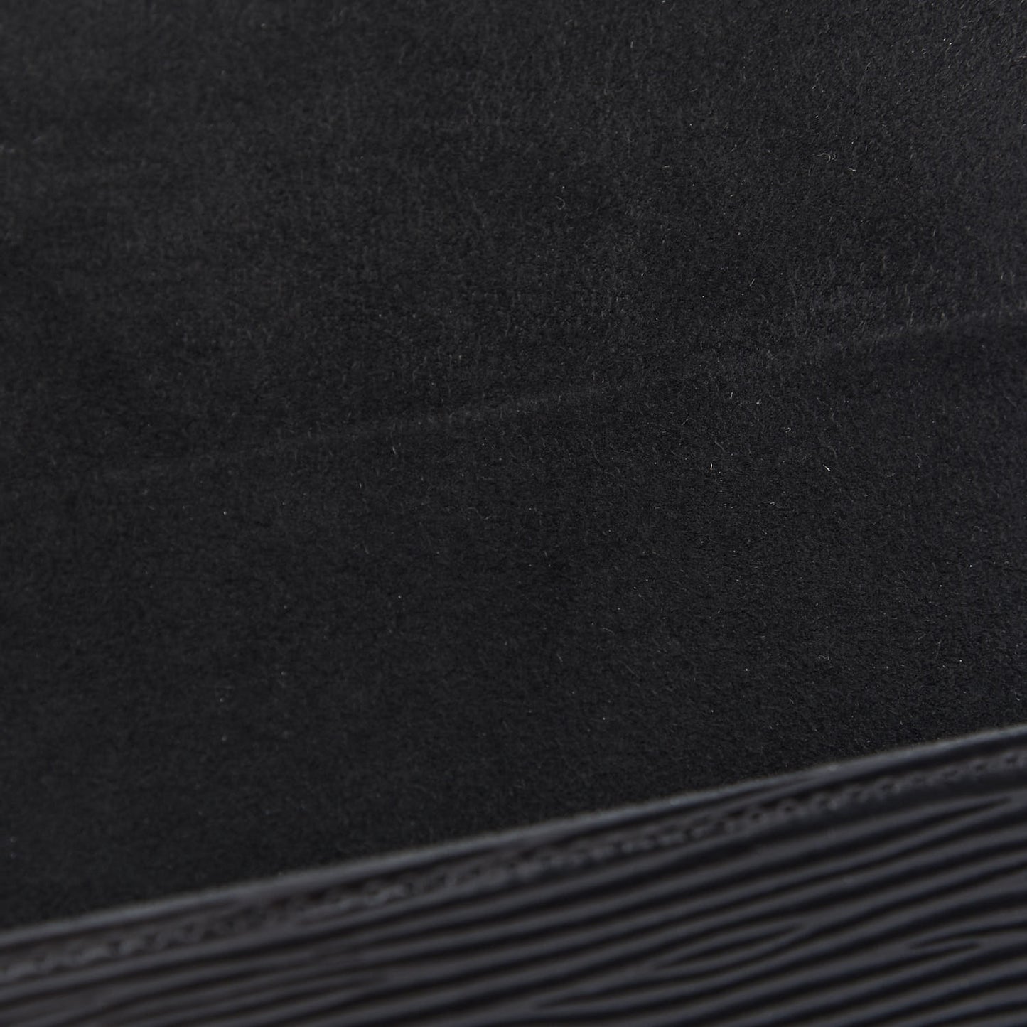 Epi Pochette Felicie Black