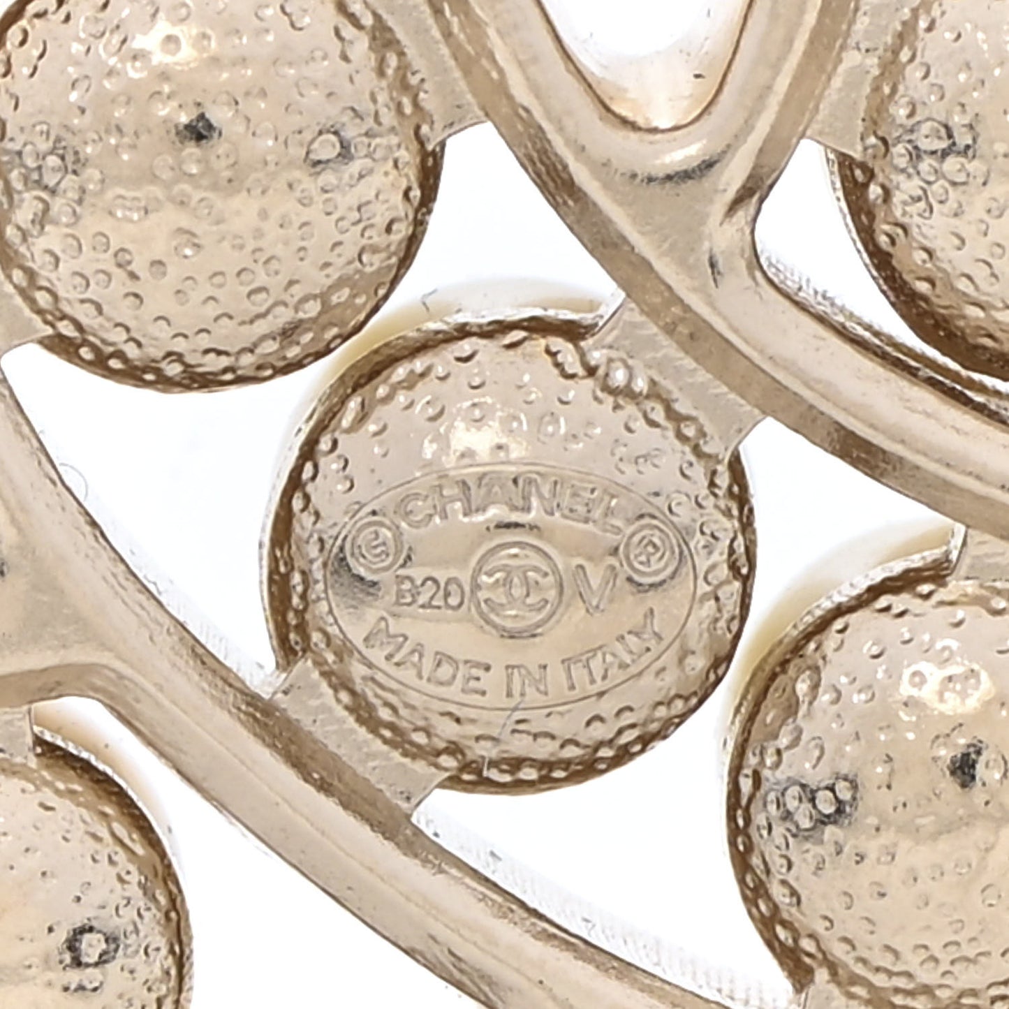 Pearl CC Brooch Light Gold