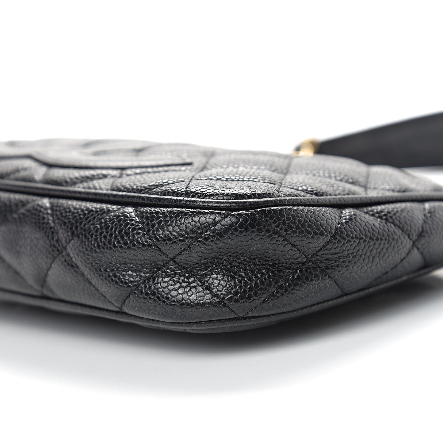 Caviar Quilted Timeless CC Shoulder Bag Black