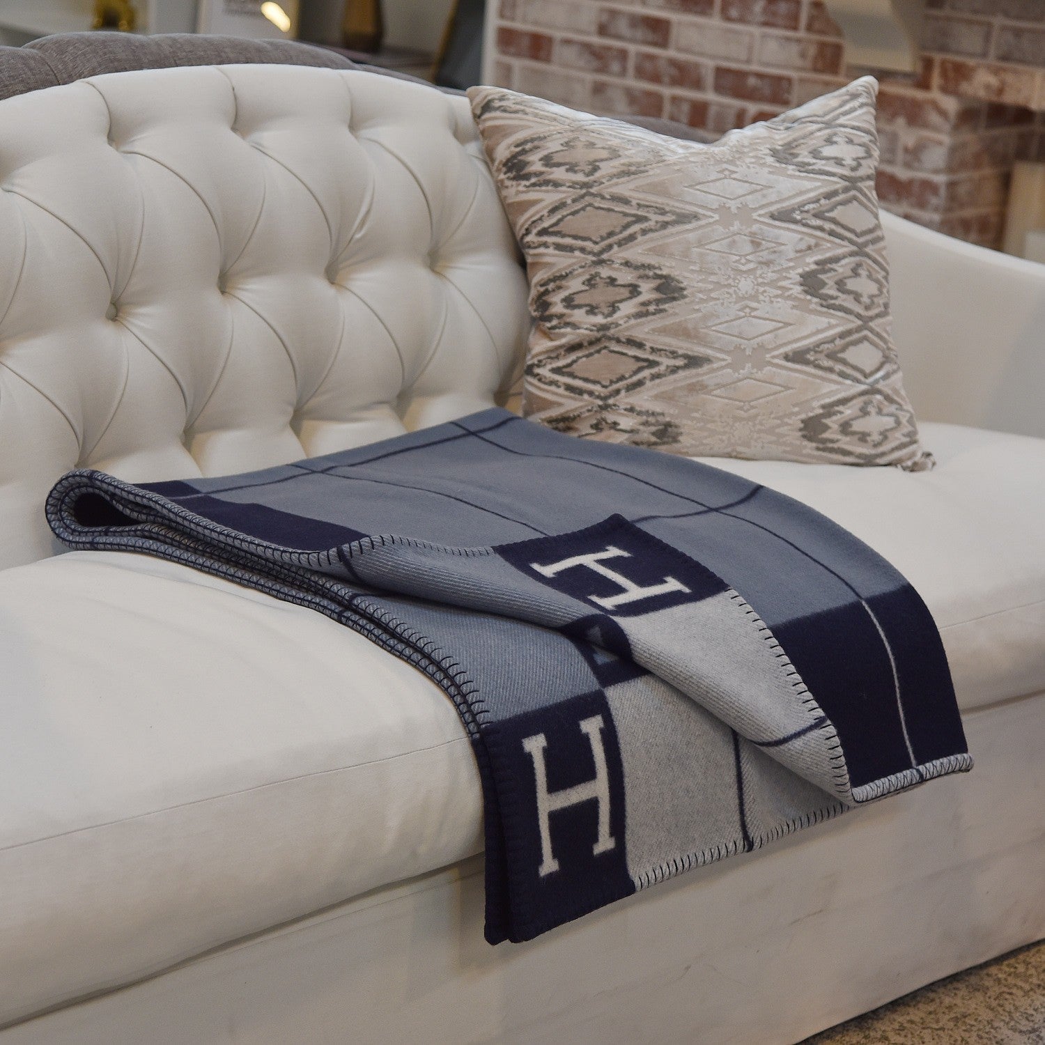 Hermes Wool Cashmere Avalon III Blanket Caban Ecru 2 of 4