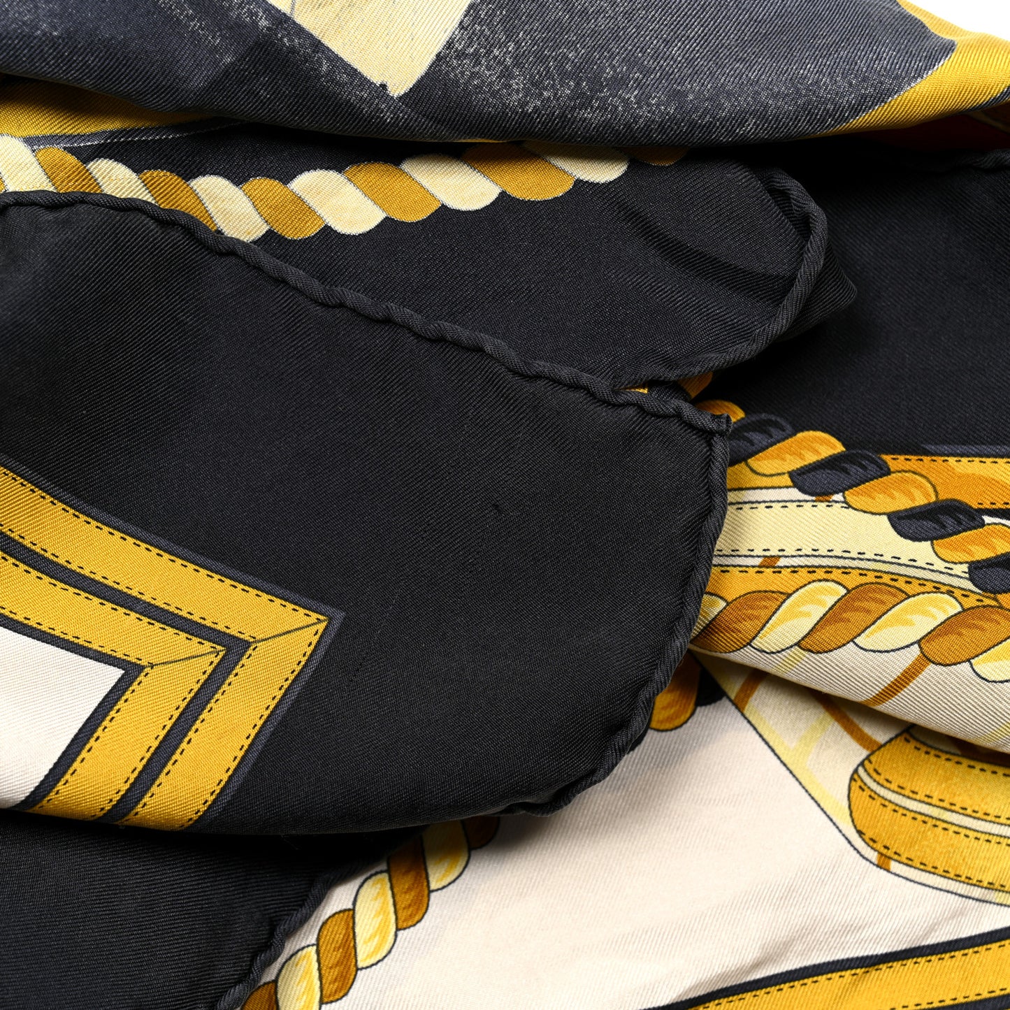 Silk Grande Tenue Scarf Wash 90 Black Cream Gold