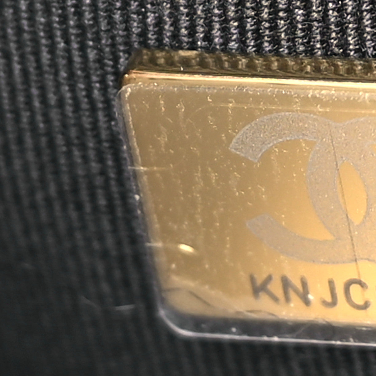 Chanel Caviar Quilted Chain Messenger Flap Bag Black 7 of 9