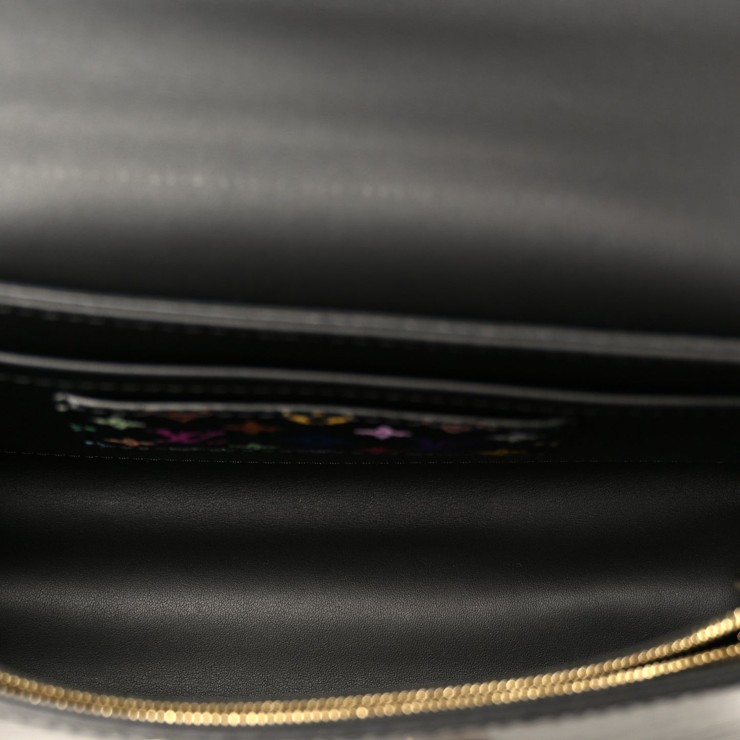LV X TM Epi Twist MM Slim Shoulder Bag Black