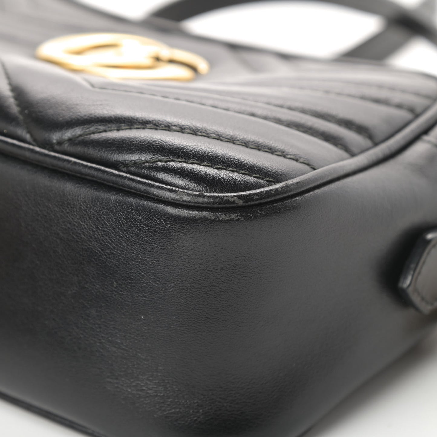 Calfskin Matelasse Small GG Marmont Chain Shoulder Bag Black