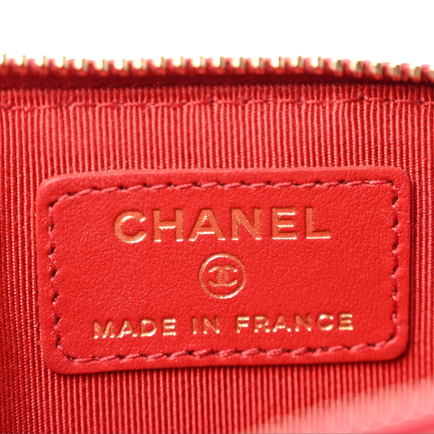 Caviar Quilted Classic iPhone Pouch Red