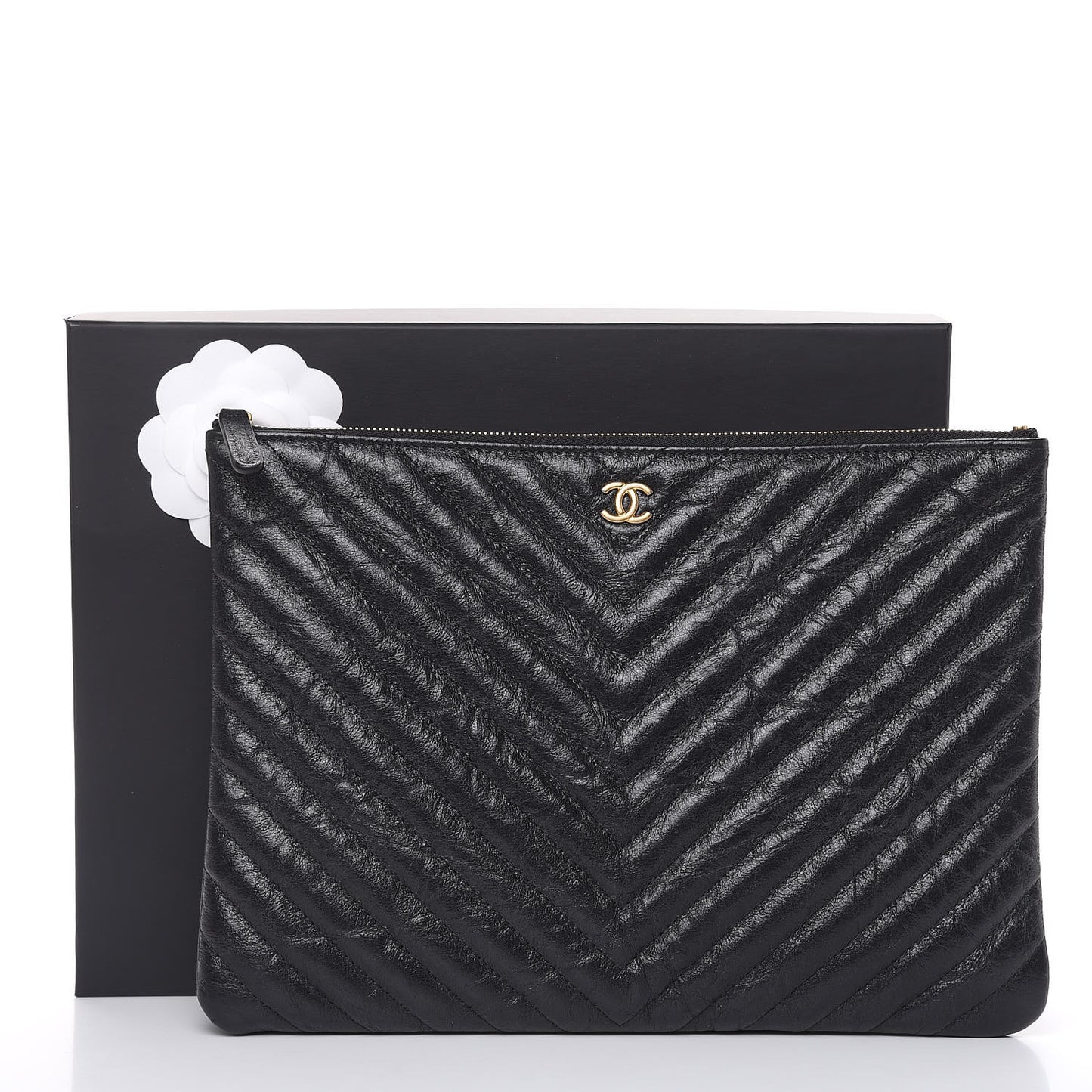 Crumpled Calfskin Chevron Quilted Medium Cosmetic Case Black