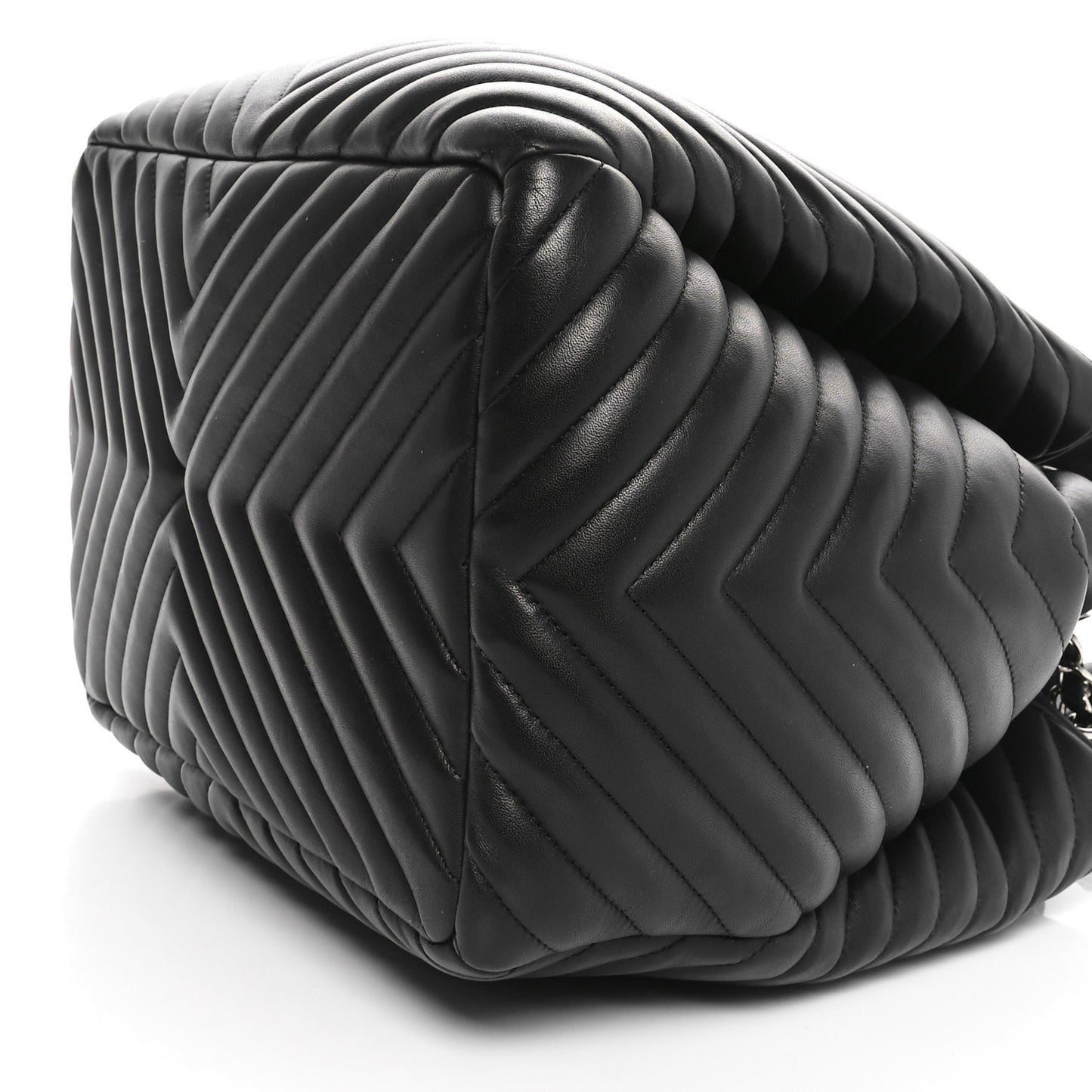 Lambskin Chevron Quilted Large Urban Spirit Drawstring Bag Black