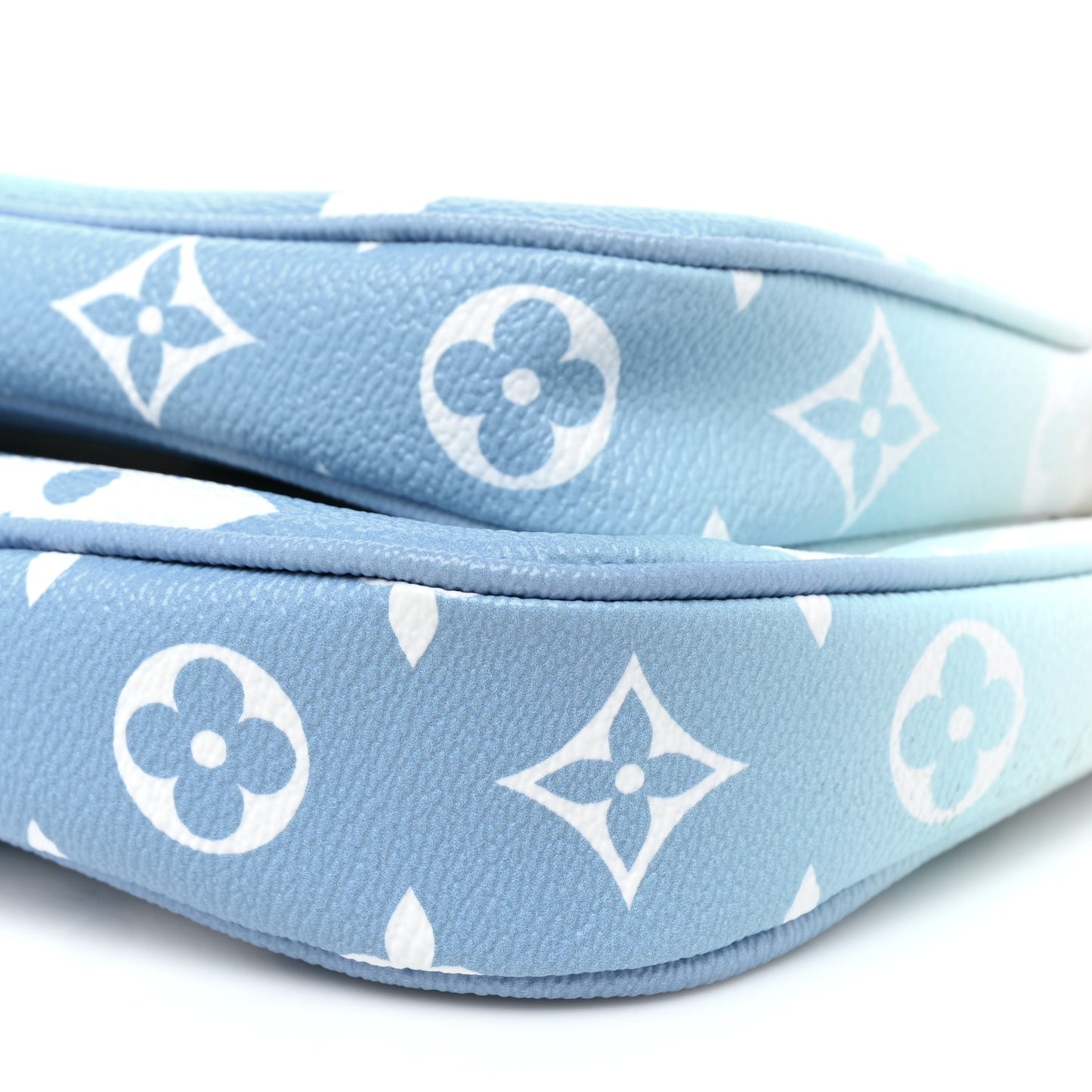 Monogram Giant By The Pool Multi Pochette Accessories Blue