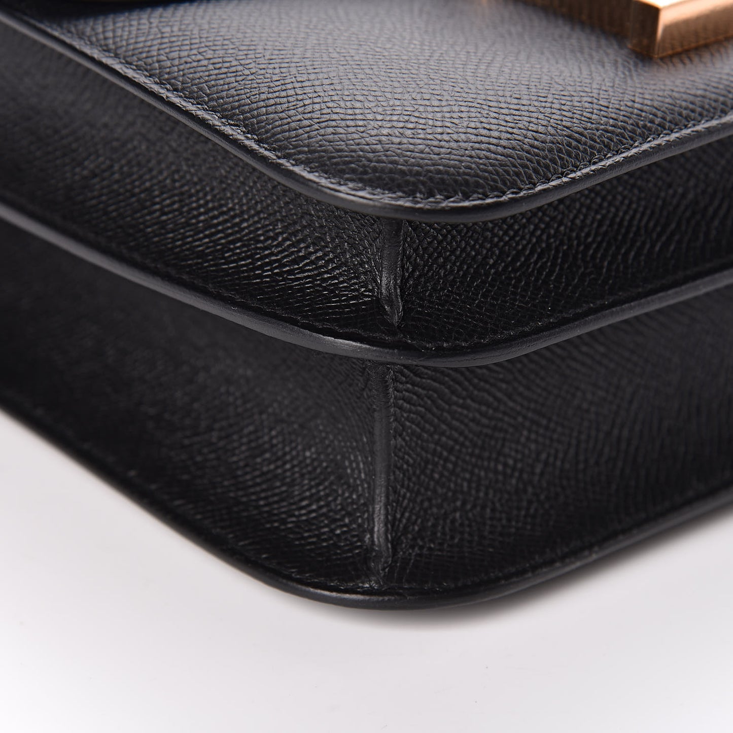 Epsom Constance 24 Black