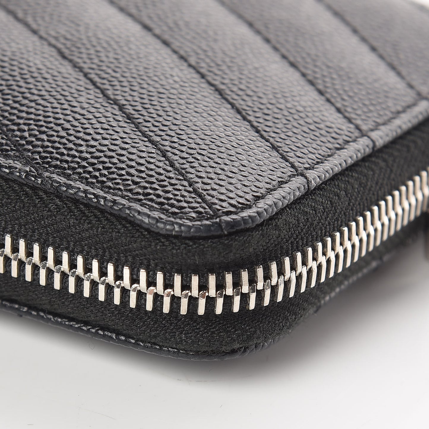 Grain De Poudre Matelasse Chevron Monogram Zip Around Wallet Black