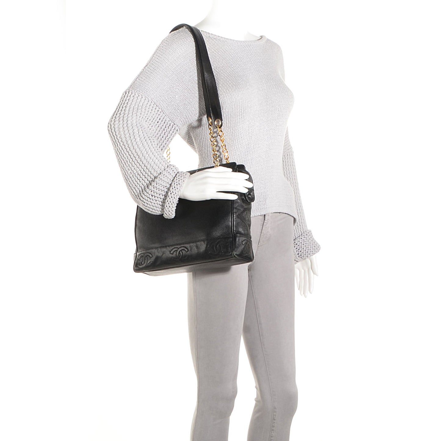 Caviar CC Shoulder Bag Black