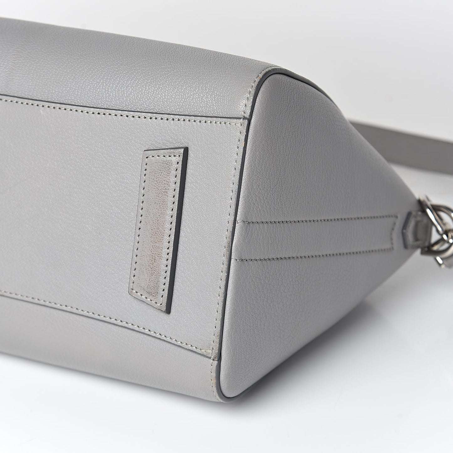 Sugar Goatskin Small Antigona Pearl Grey