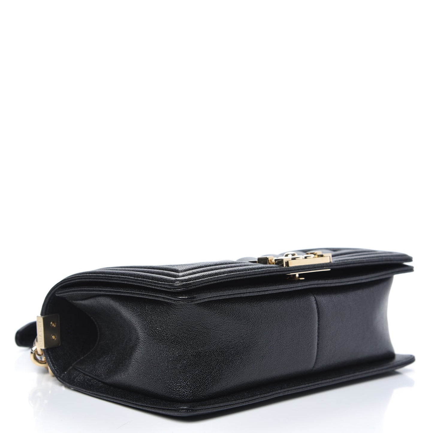 Caviar Chevron Quilted Medium Boy Flap Black