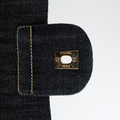 Chanel Denim Quilted Jumbo Diagonal CC Flap Blue 5 of 7