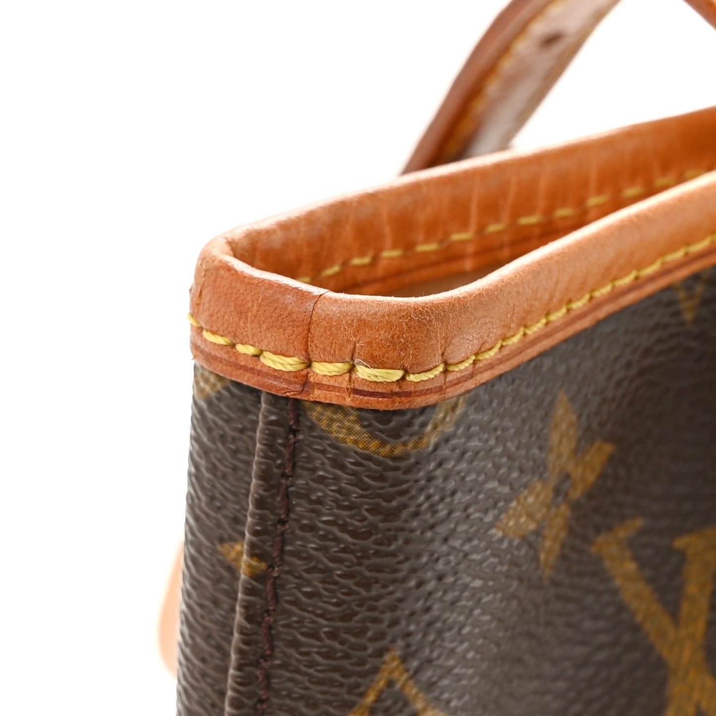 Monogram Petit Bucket 23