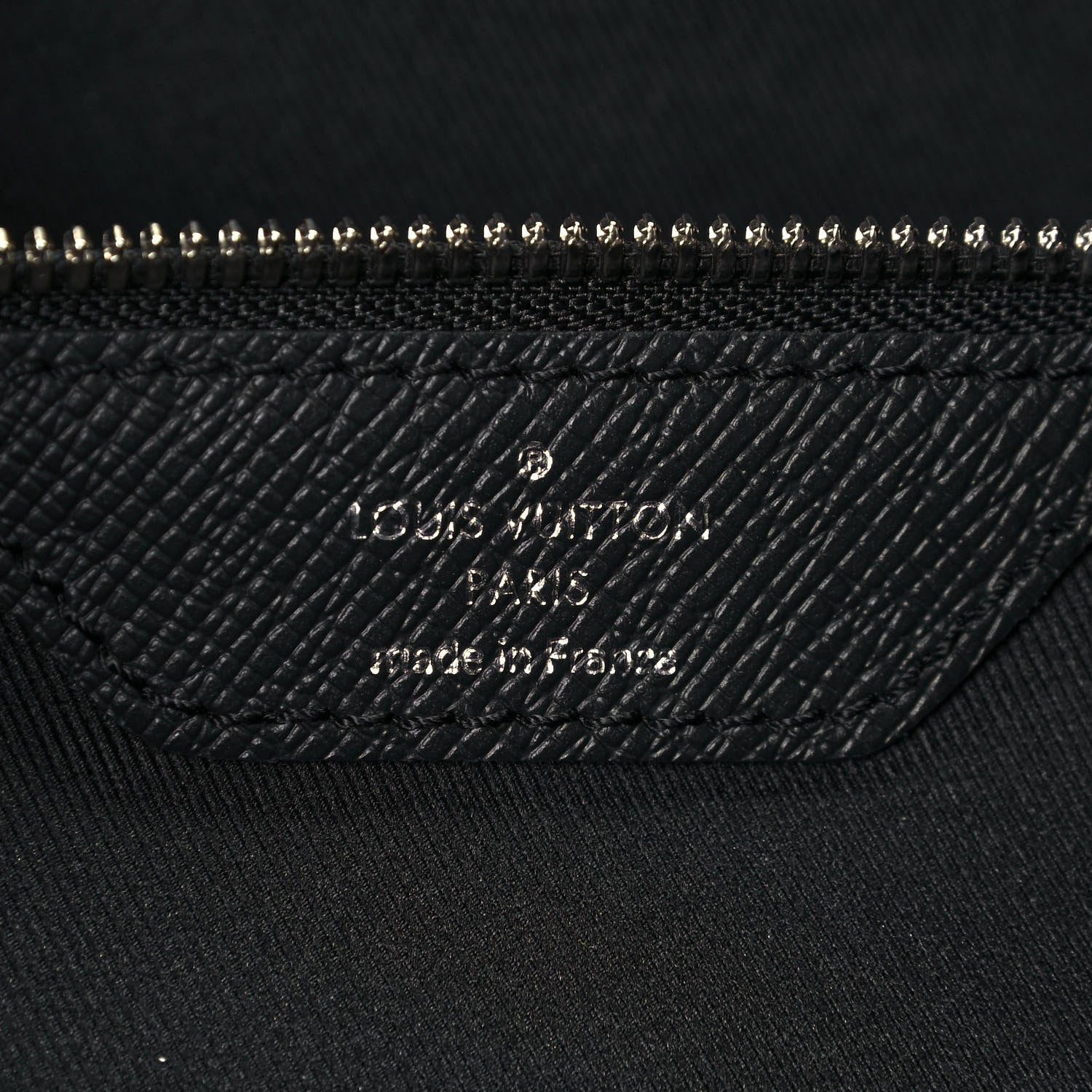 Louis Vuitton Taiga Keepall Bandouliere 45 Black 5 of 12