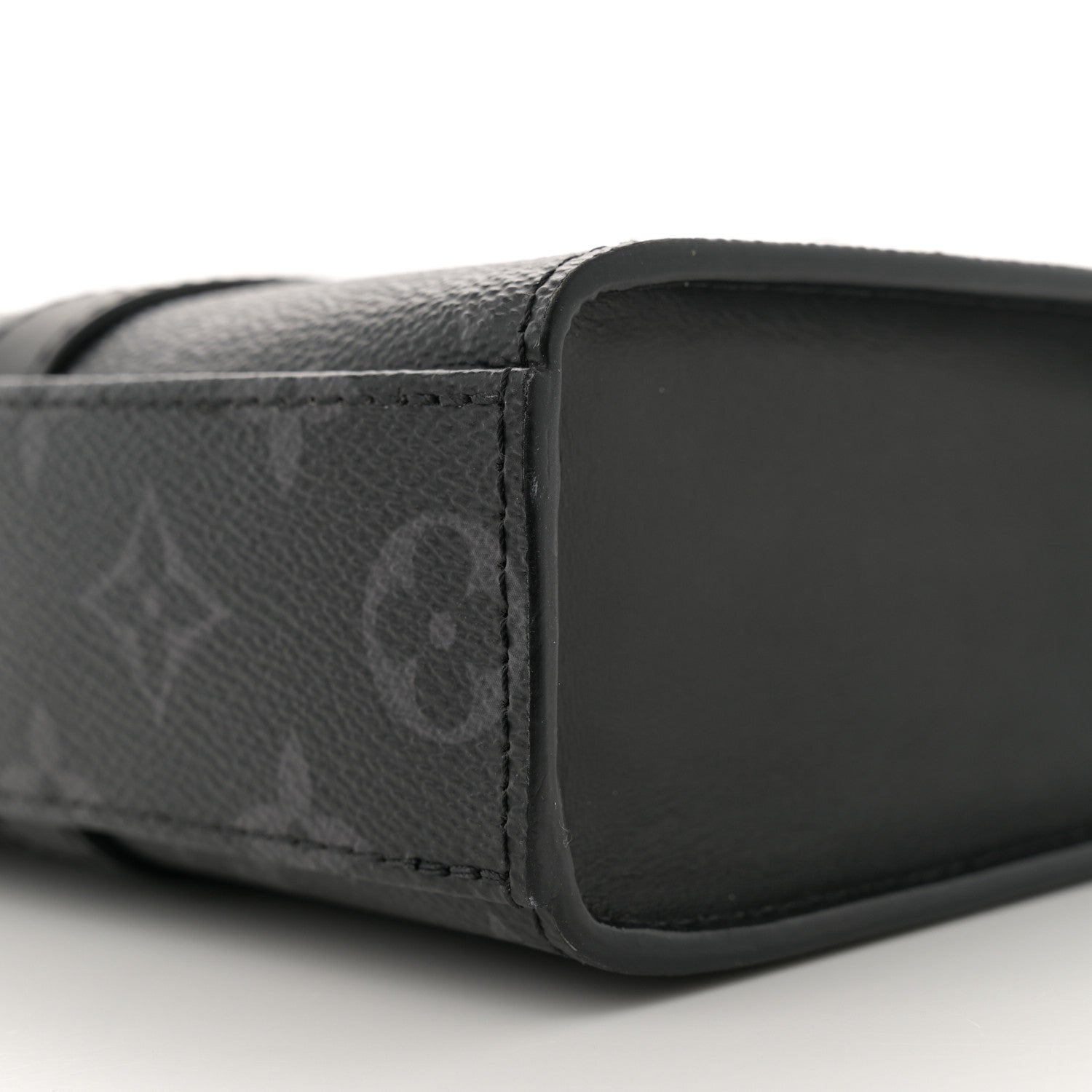 Louis Vuitton Monogram Eclipse Sac Plat Cross 9 of 11