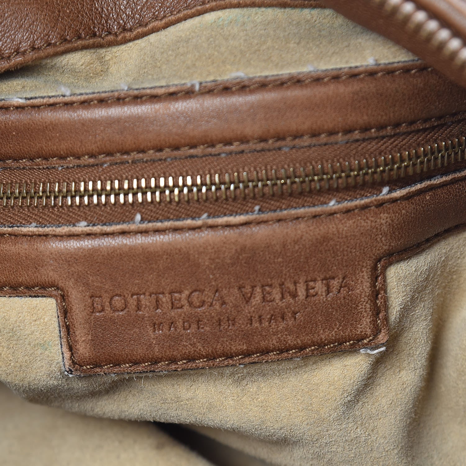 Bottega Veneta Nappa Intrecciato Pyramid Hobo Noce 6 of 11