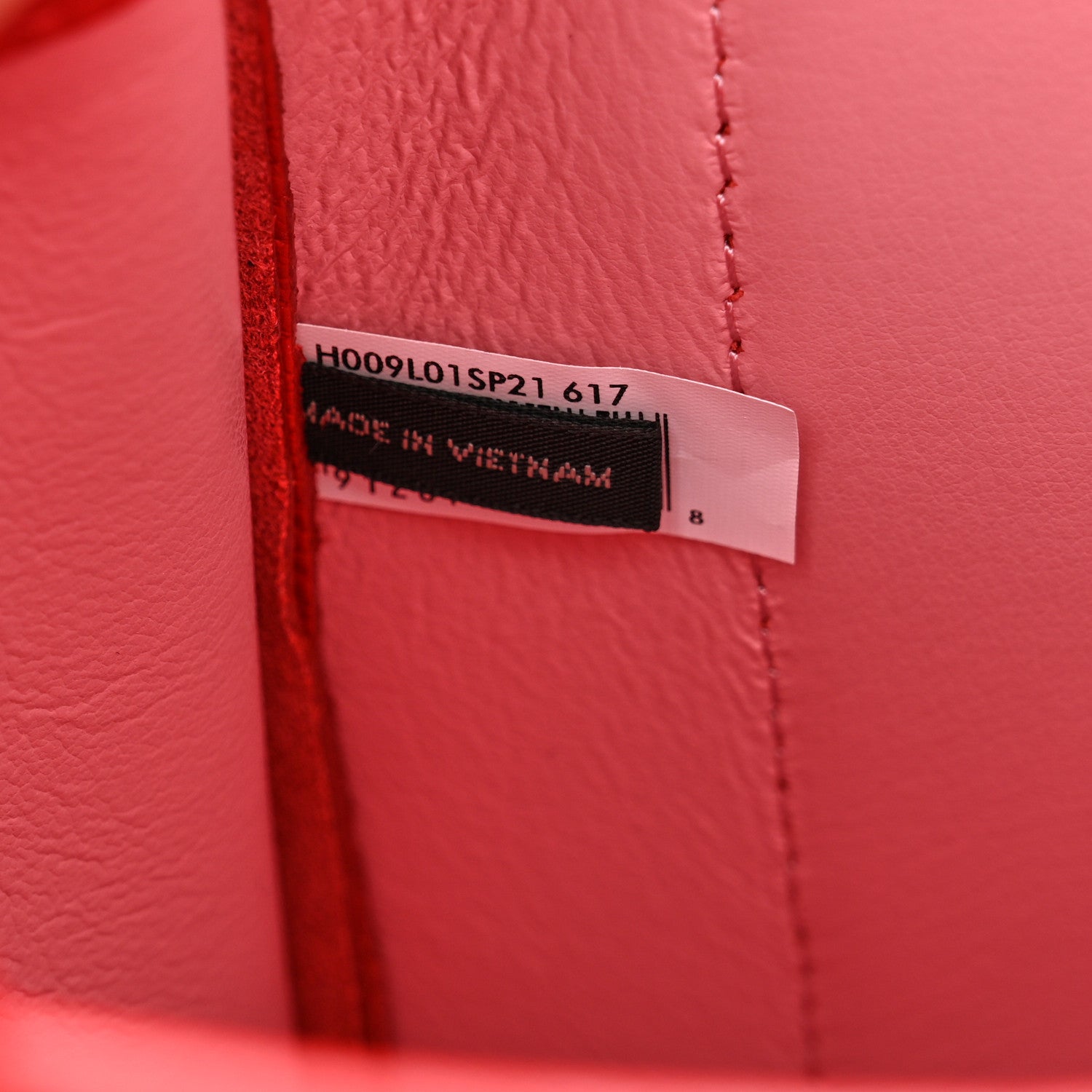 Marc Jacobs Grained Calfskin Small The Tote Bag Red 8 of 11