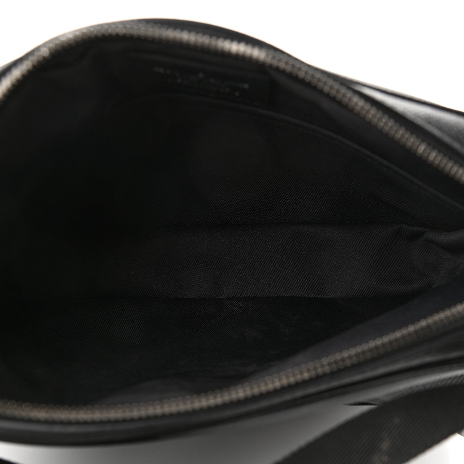 Louis Vuitton Taiga Outdoor Messenger PM Black 4 of 12