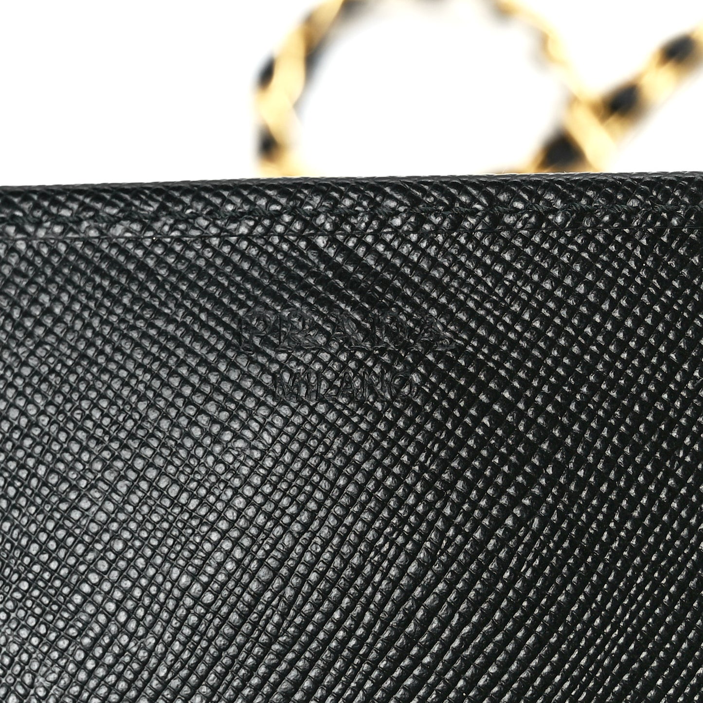 Saffiano Metal Oro Chain Wallet Black