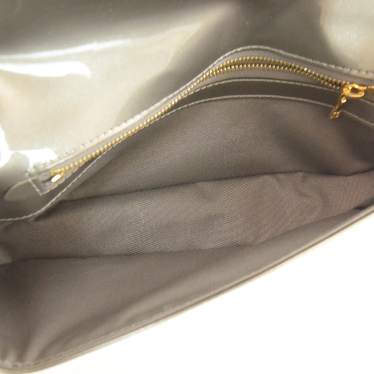 Louis Vuitton Patent Sobe Clutch Gris 8 of 15