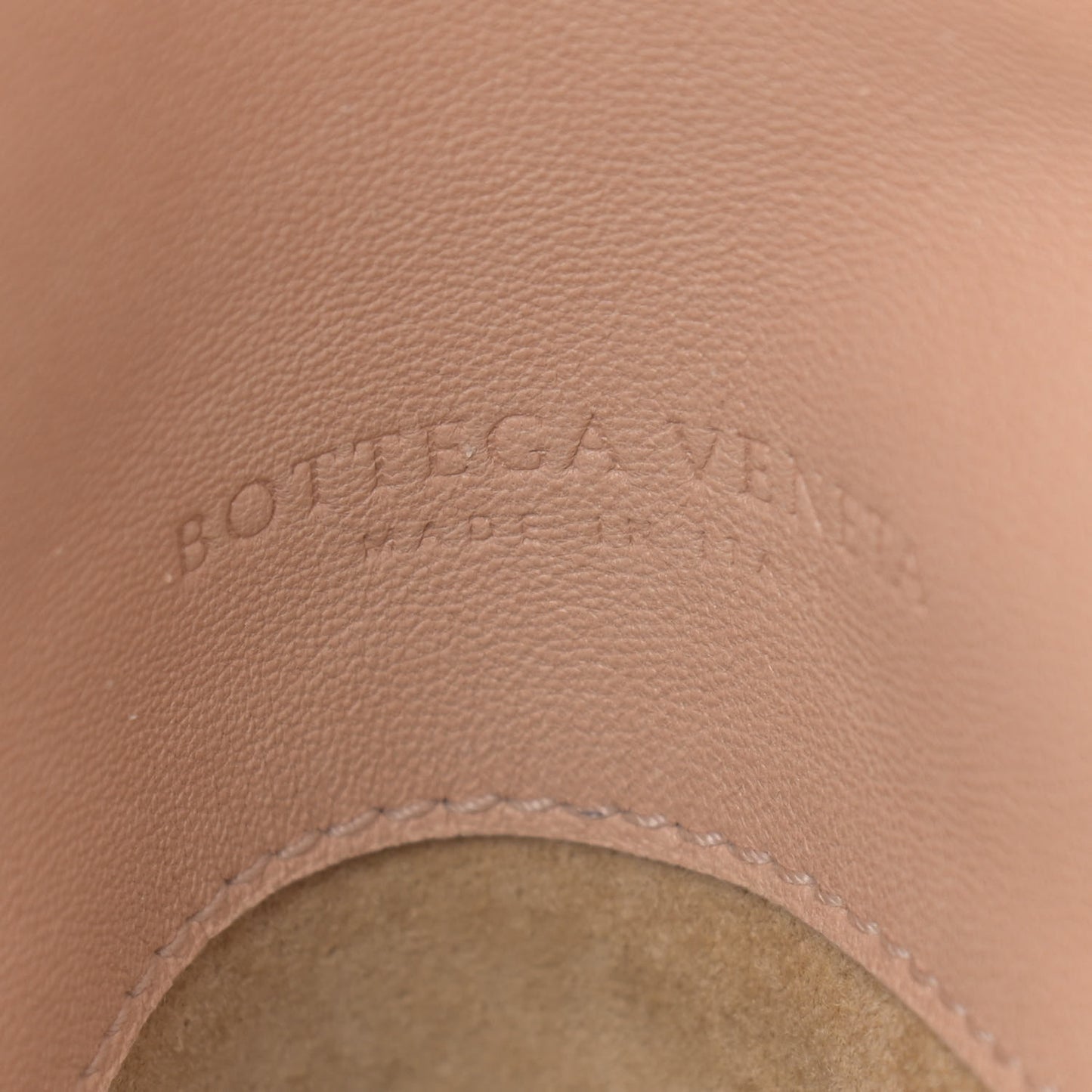 Nappa Intrecciato Sloane Hobo Lotus