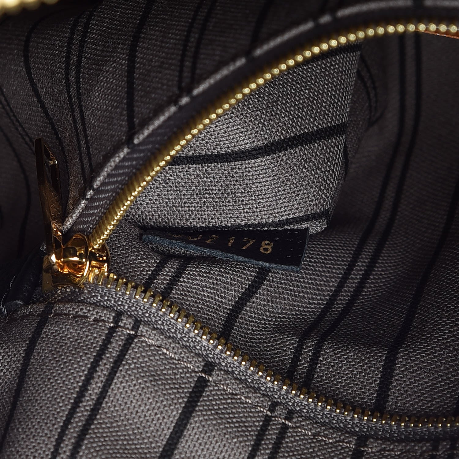 Louis Vuitton Empreinte Speedy Bandouliere 25 NM Black 9 of 9