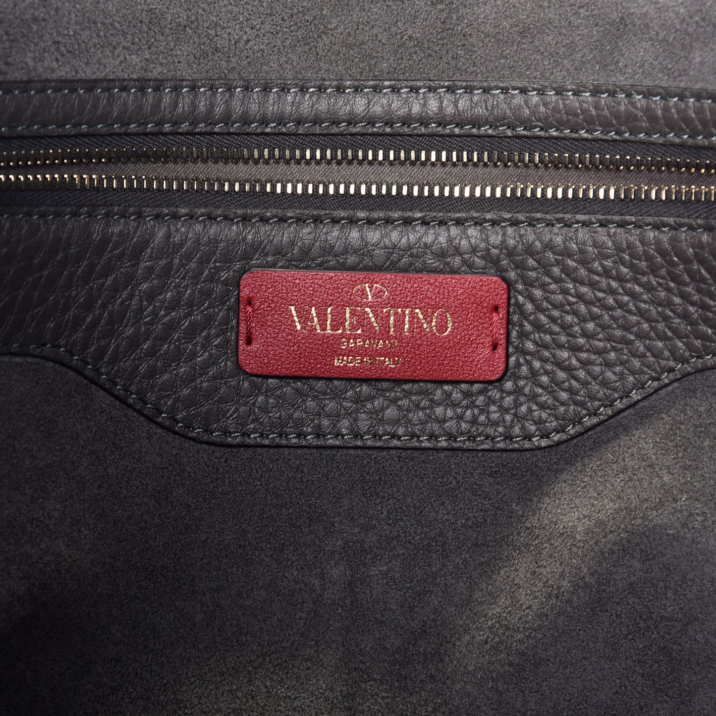 Grained Calfskin Rockstud Shoulder Tote Graphite
