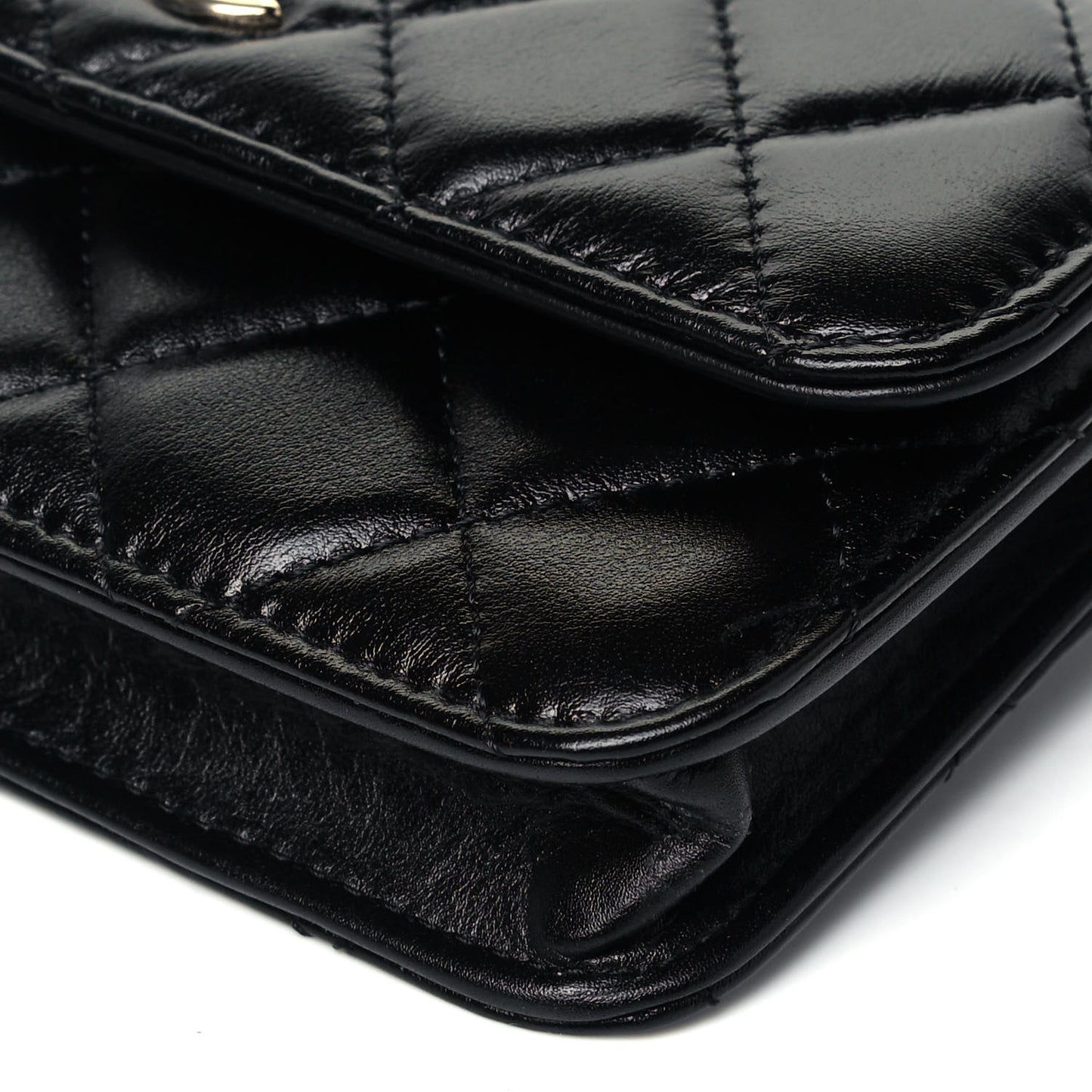 Calfskin Quilted Maxi Pearls Clutch With Chain Black