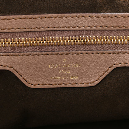 Louis Vuitton Mahina L Pouder 6 of 10