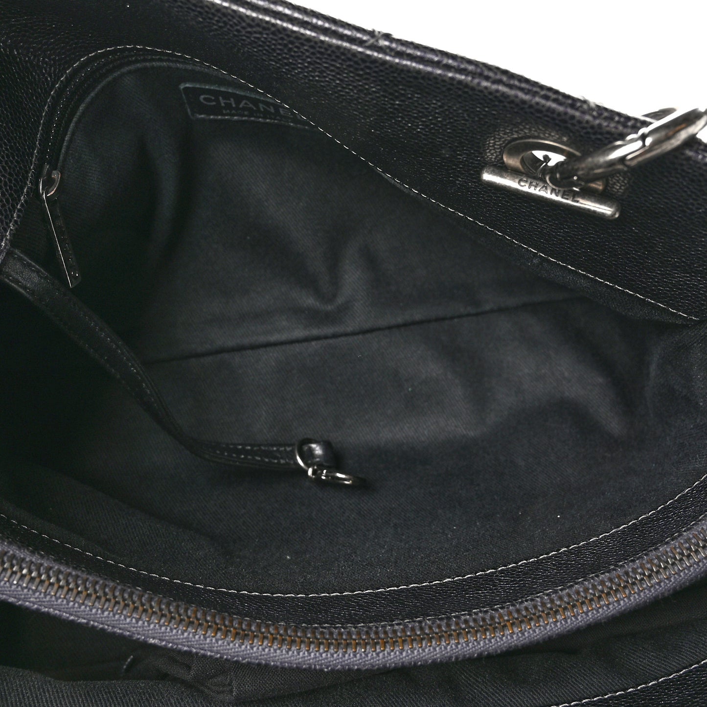 Iridescent Caviar Quilted Chic Shopping Tote Silver