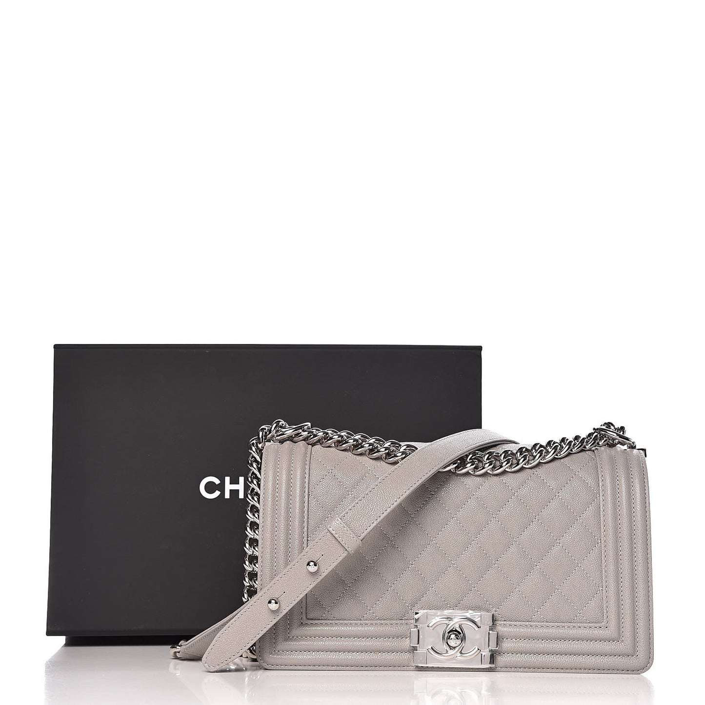 Caviar Quilted Medium Boy Flap Grey