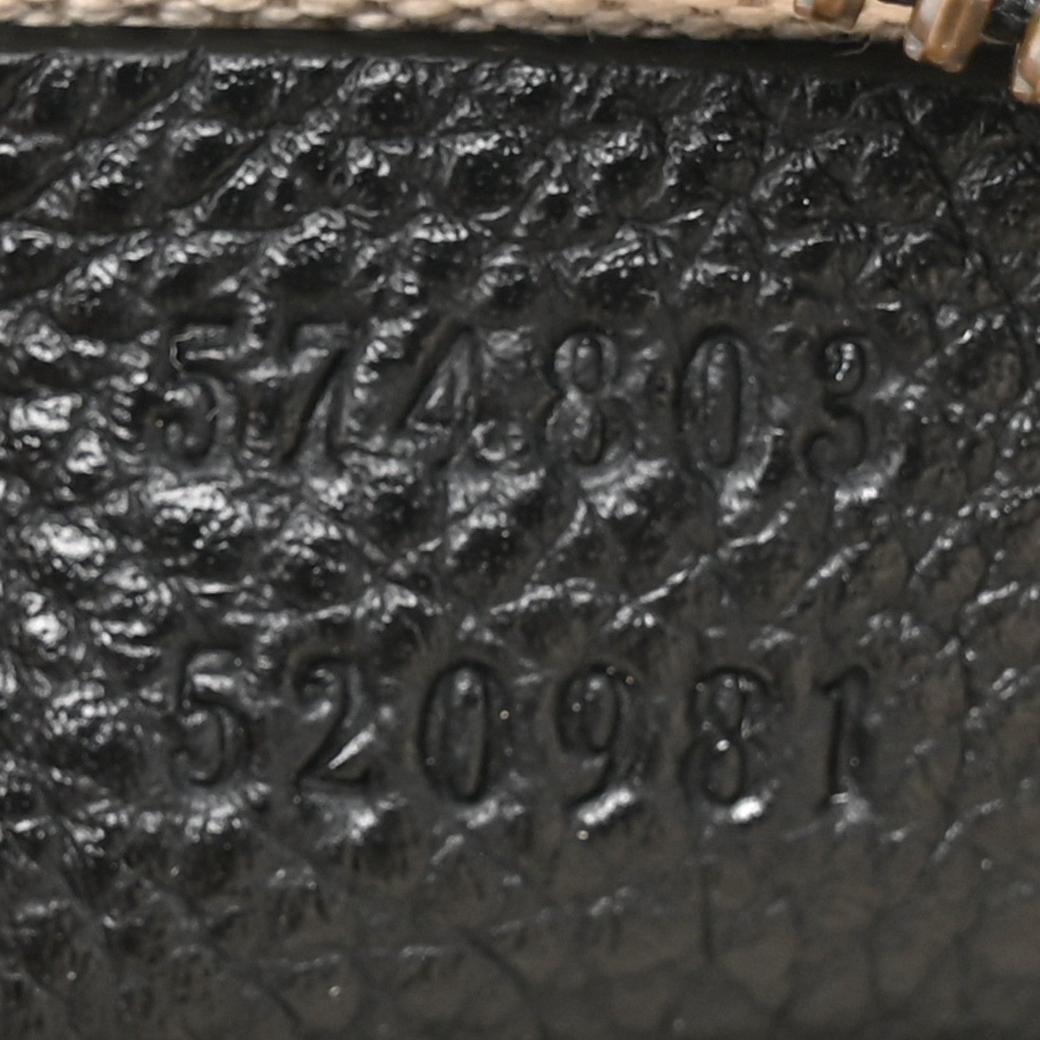Gucci Grained Calfskin Mini Logo Messenger Bag Black 7 of 10